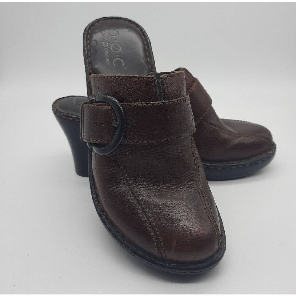 B.O.C. Born On Concept Brown Leather Clogs Size 6
